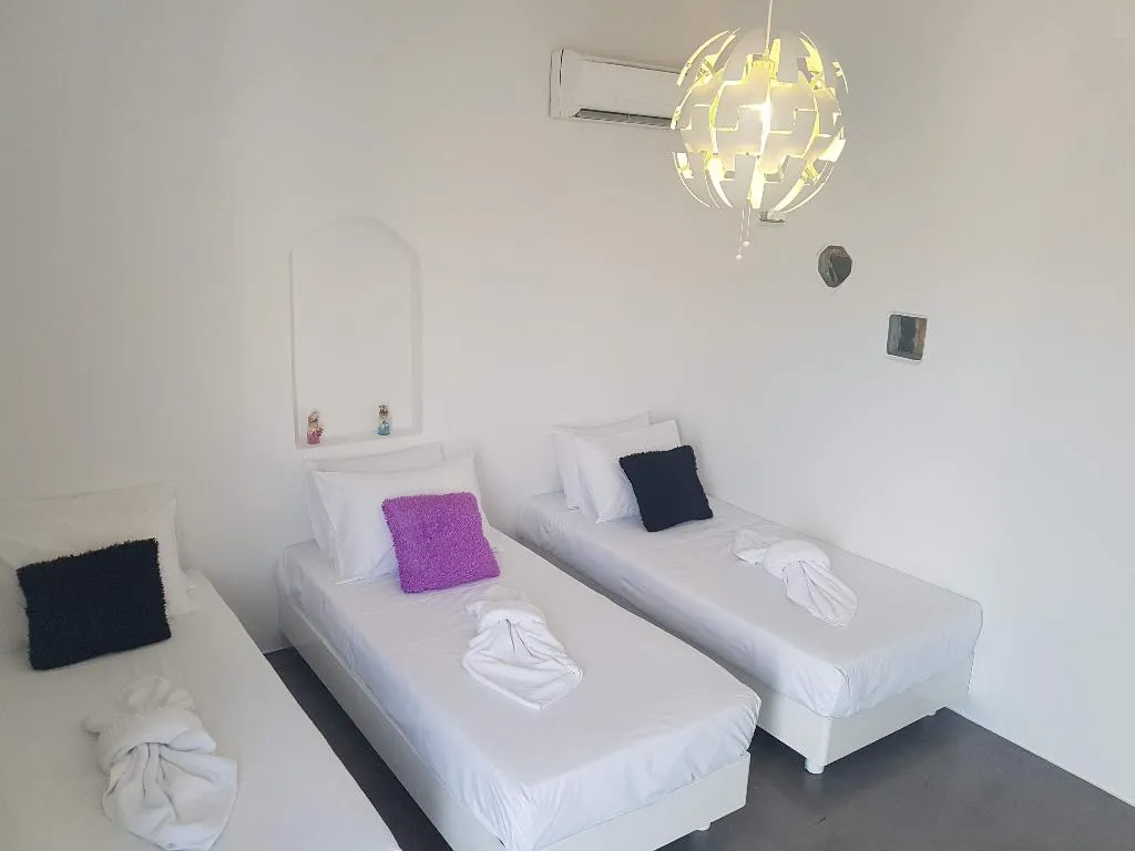 SUITE SEA VIEW CAPACITY 3 Room, Karma Suites, Mykonos