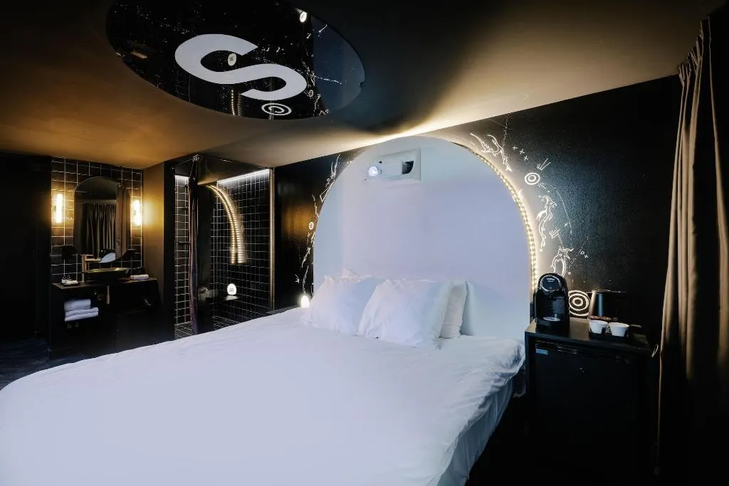 Room, Mr. Monkey Amsterdam, Amsterdam
