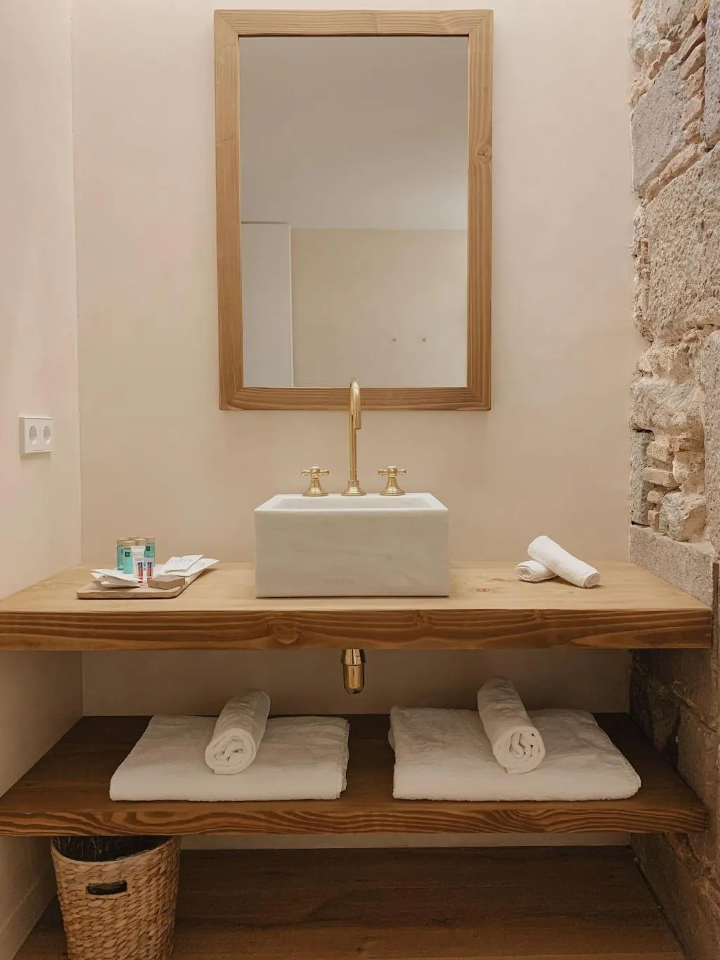 Room, Palau Macelli, Costa Brava