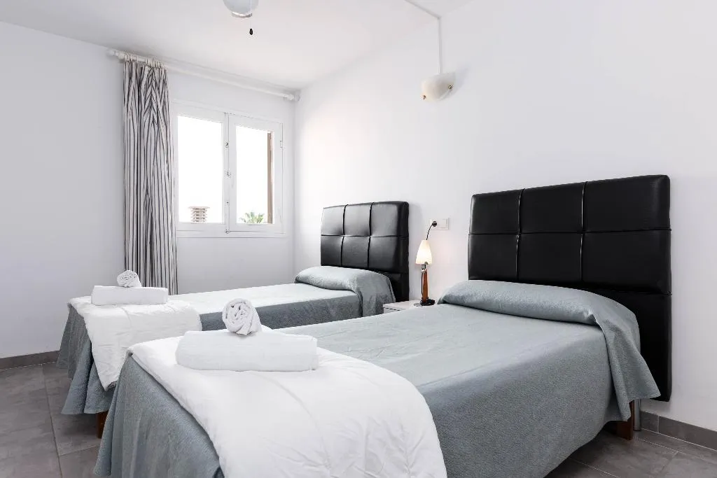 APARTMENT TWO BEDROOMS WITH TERRACE Room, Acapulco Apartments, Majorca