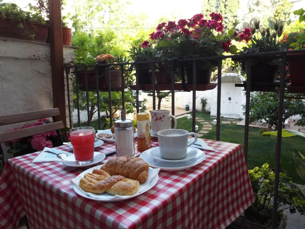 Restaurant, B&B In giro per Napoli, Naples