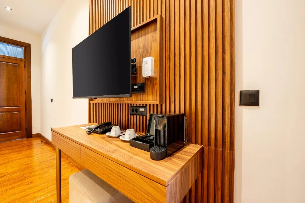 SUITE WITH JACUZZI Room, Belmondo Suites Old Town Antalya, Antalya