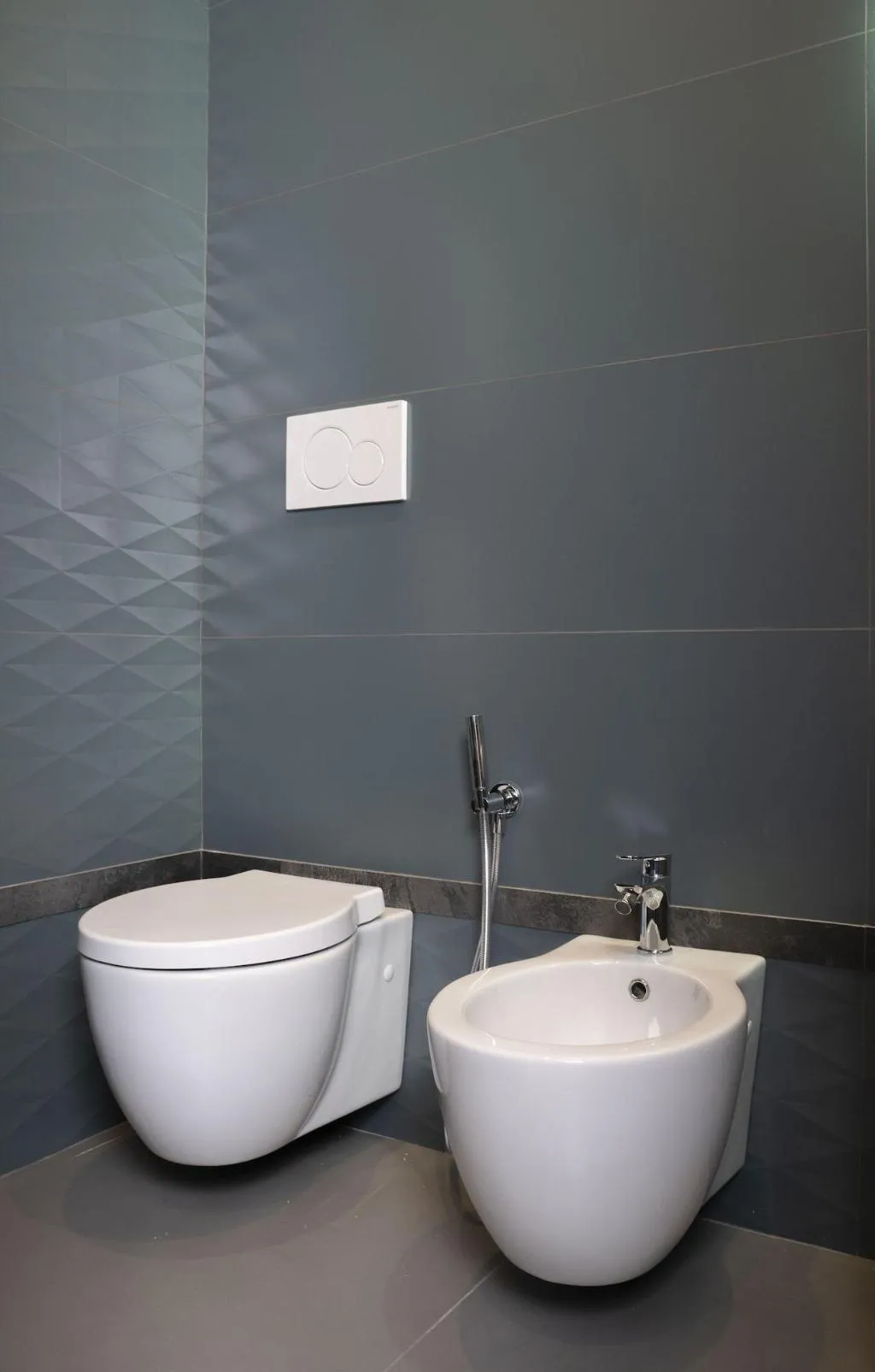 Room, Rettifilo 311, Naples