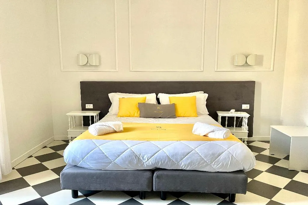SINGLE CITY VIEW Room, Hotel Stabia, Naples