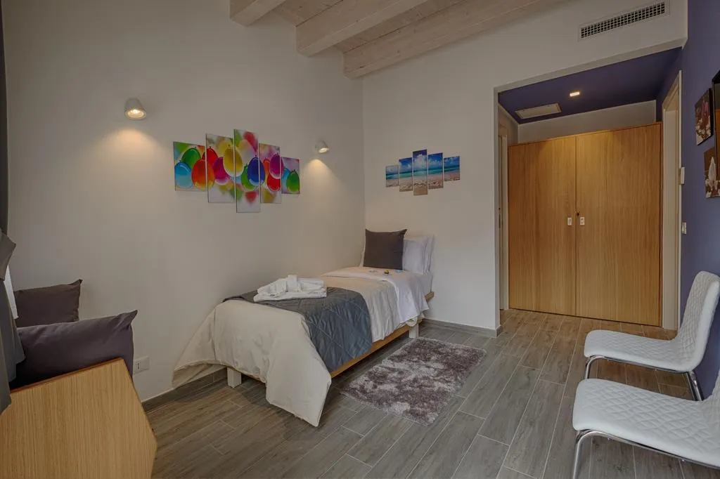 TRIPLE STANDARD Room, Hospitality Hotel, Palermo