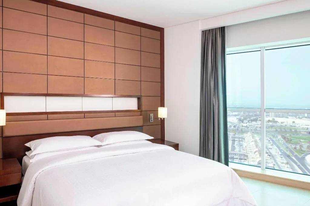 Room, Four Points by Sheraton Sharjah, Dubai