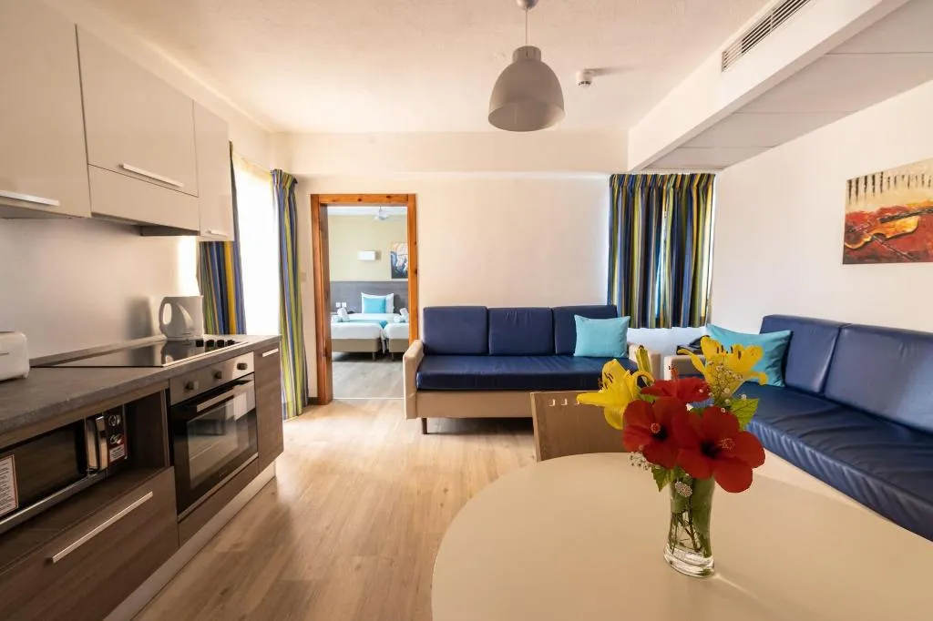 Room, Sunseeker Holiday Complex, Malta