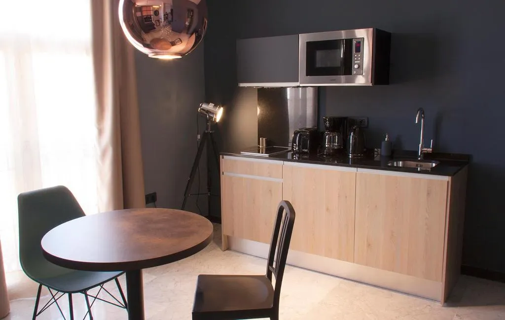 STUDIO WITH TERRACE Room, Be Mate Málaga Soho, Costa Del Sol