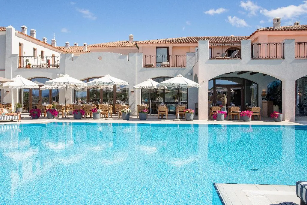 Pool, Mangia's Santa Teresa Sardinia, Curio Collection, Olbia