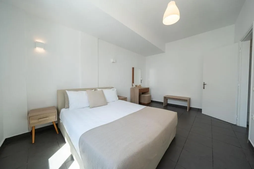 Room, Belle etoile Villas, Santorini