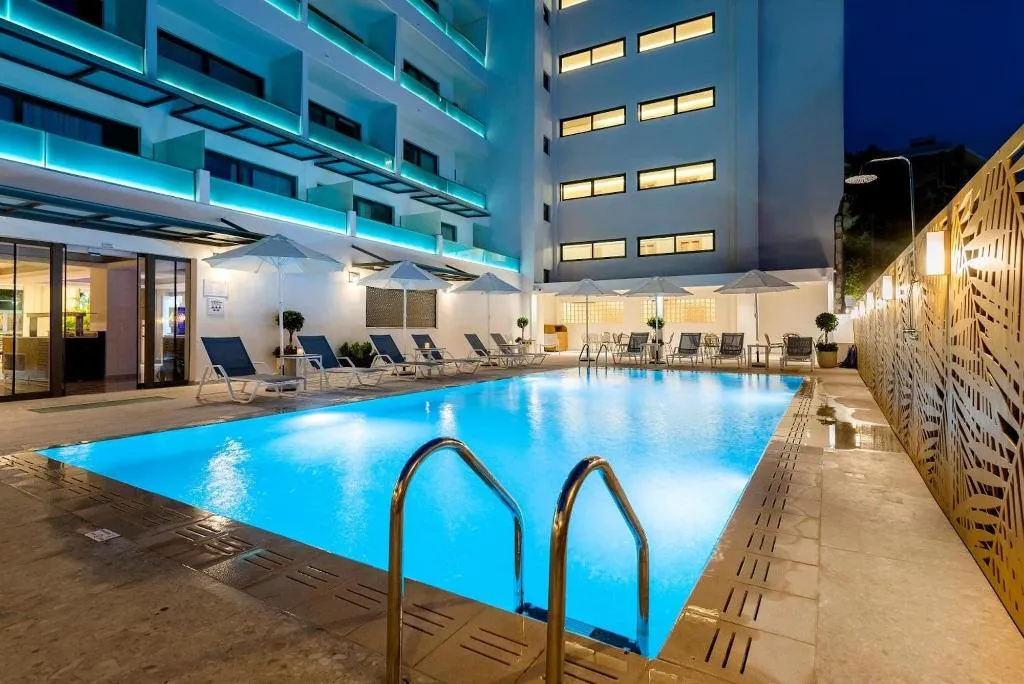 Sports and Entertainment, Acandia, Rhodes