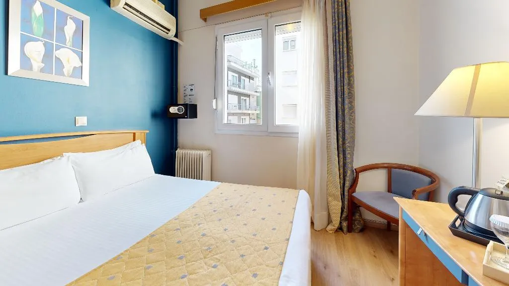 DOUBLE ECONOMY Room, Lucy Hotel, Athens