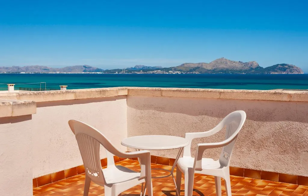 STUDIO STANDARD Room, Charlys, Majorca