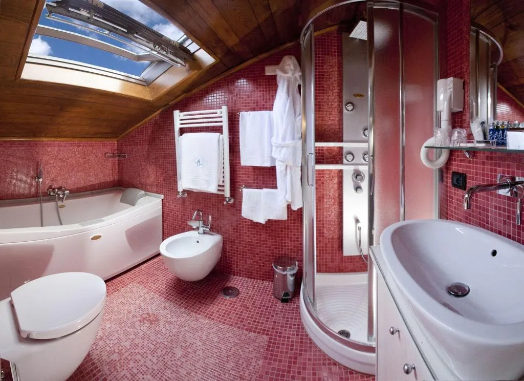 DOUBLE STANDARD Room, Maison Tofani, Naples