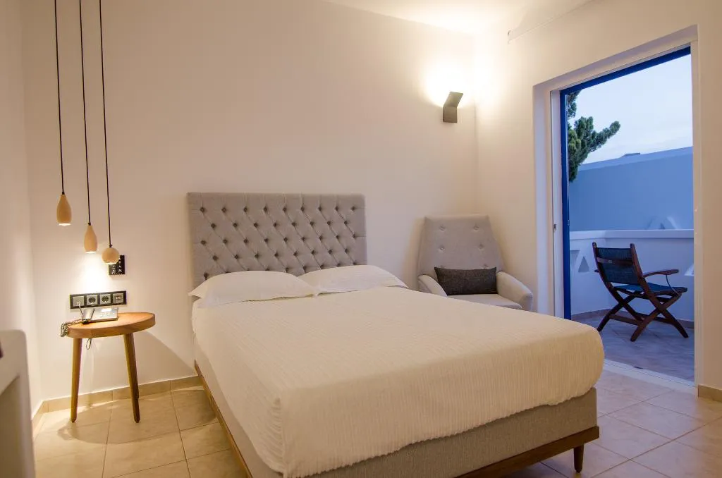 SINGLE STANDARD Room, Lofos Village, Santorini