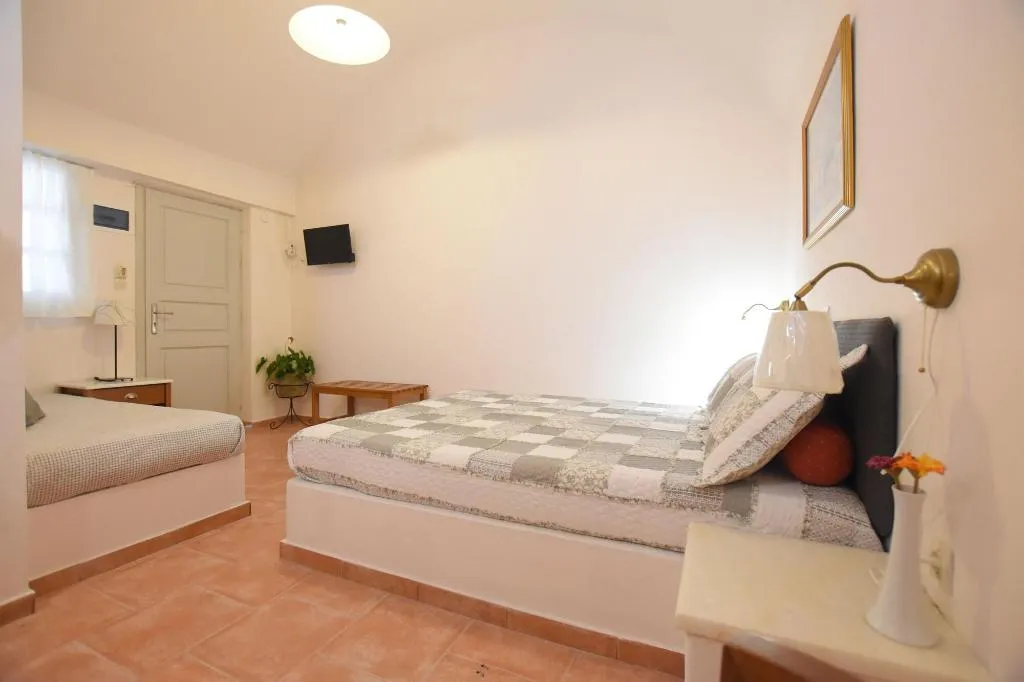 Room, Rodakas Hotel, Santorini