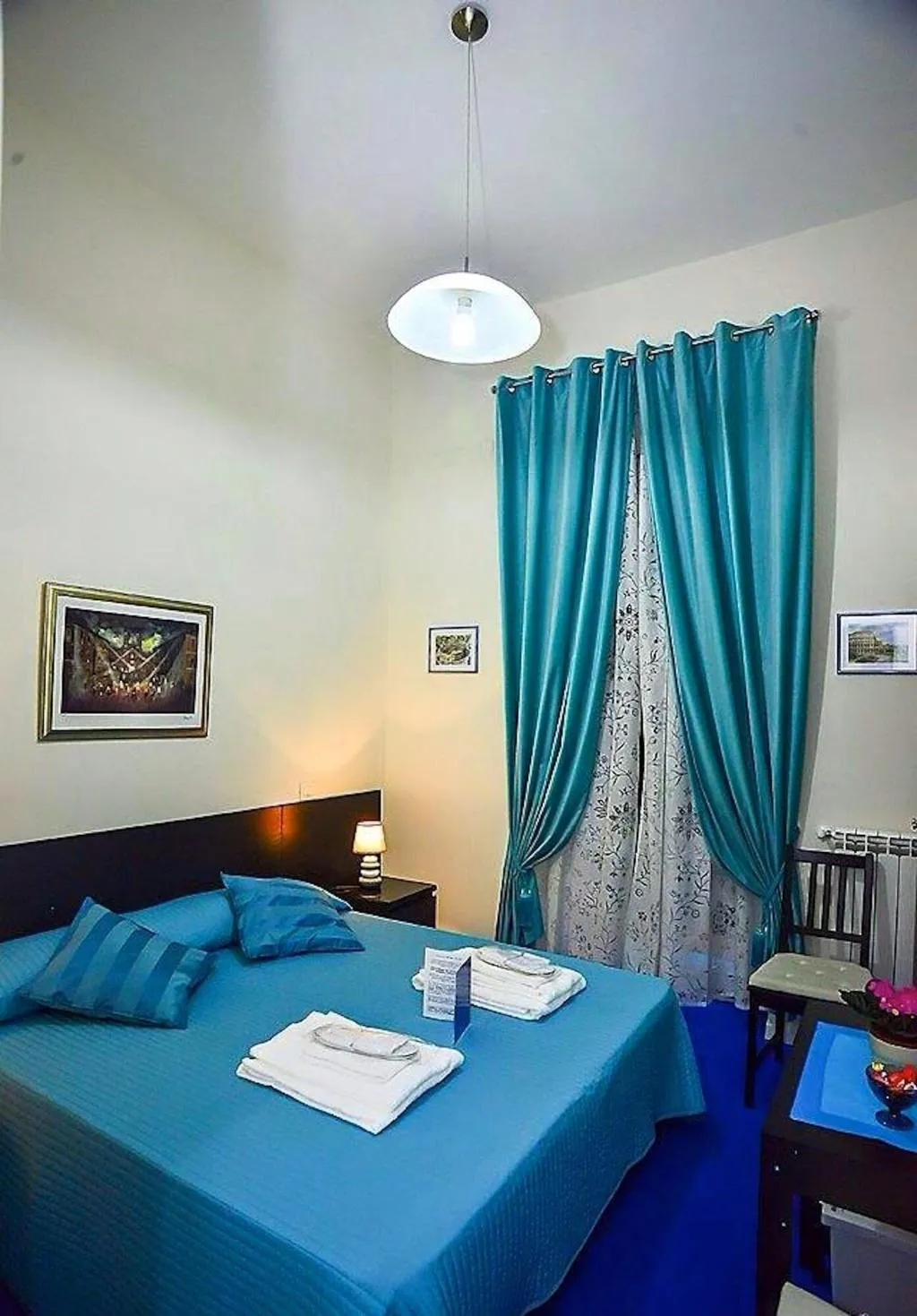 Room, Kambal B&B, Naples