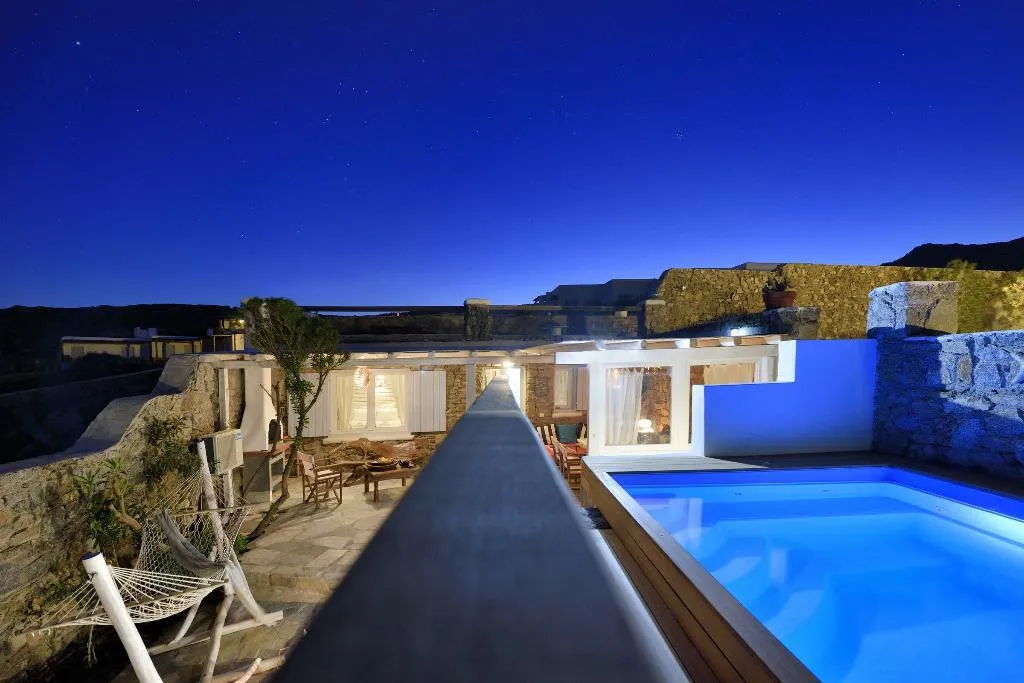 VILLA THREE BEDROOMS WITH PRIVATE POOL Room, Aiolos Villa Mykonos, Mykonos