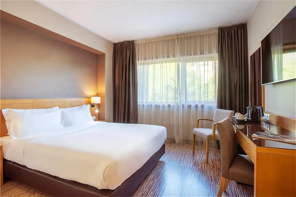 Double or Twin ECONOMY Room, HF Tuela Porto, Porto