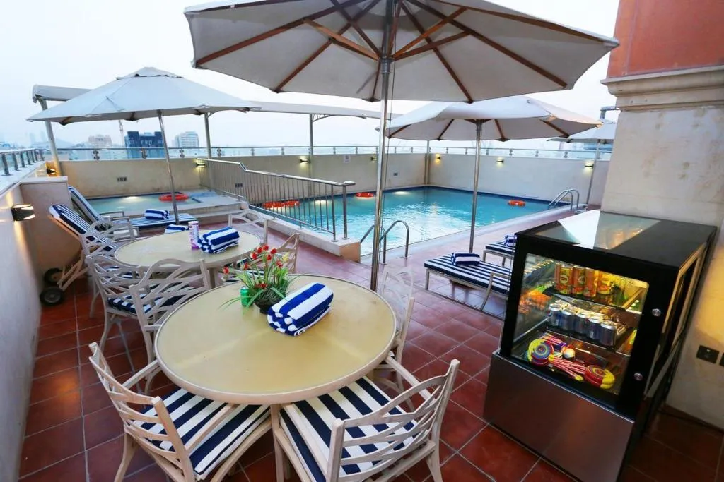 Pool, Al Hamra Hotel Sharjah, Dubai