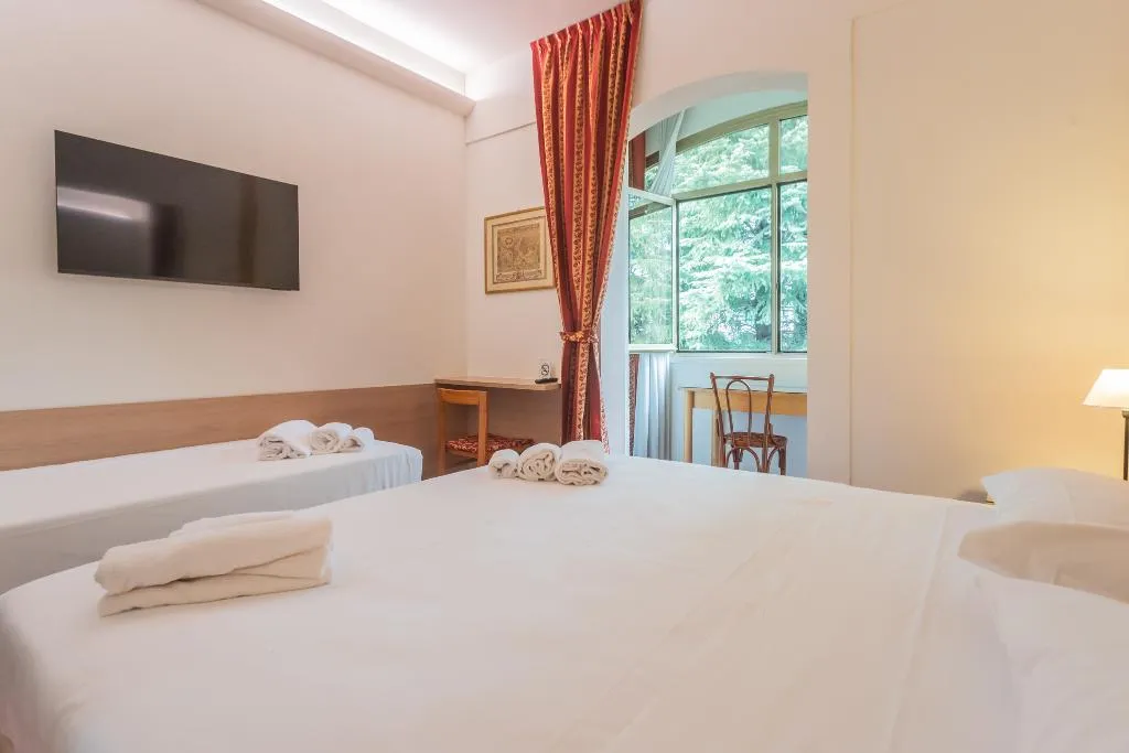 TRIPLE STANDARD Room, Polo, Milan