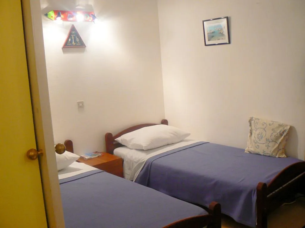 APARTMENT CAPACITY 4 Room, Apartments Zecevic, Dubrovnik