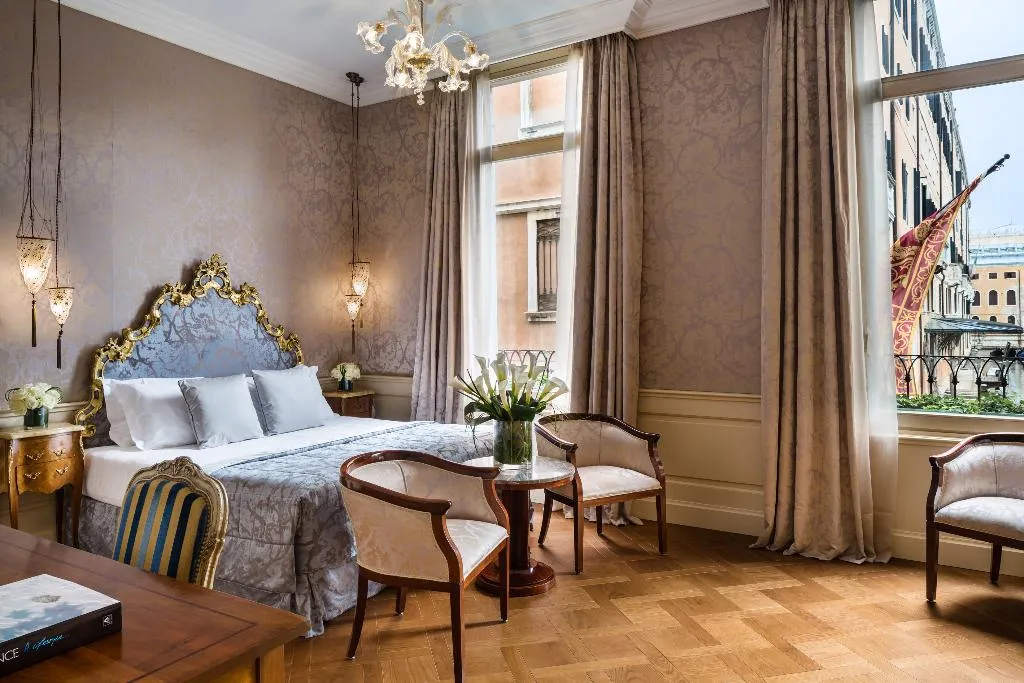 DOUBLE DELUXE Room, Baglioni Hotel Luna, Venice