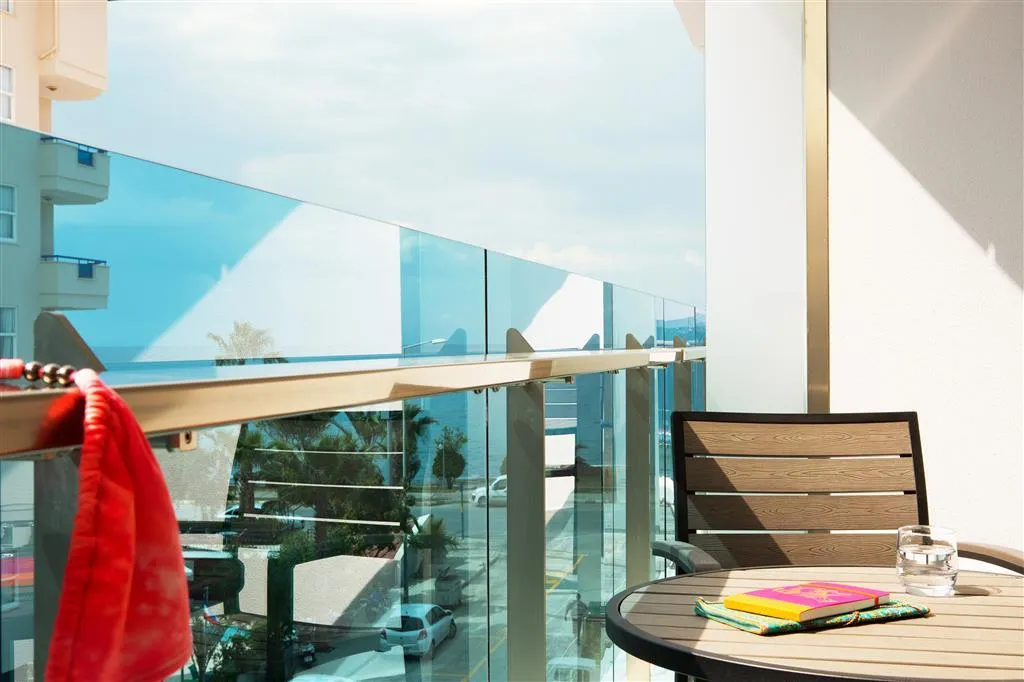 TRIPLE SEA VIEW Room, Sunprime C-Lounge, Antalya