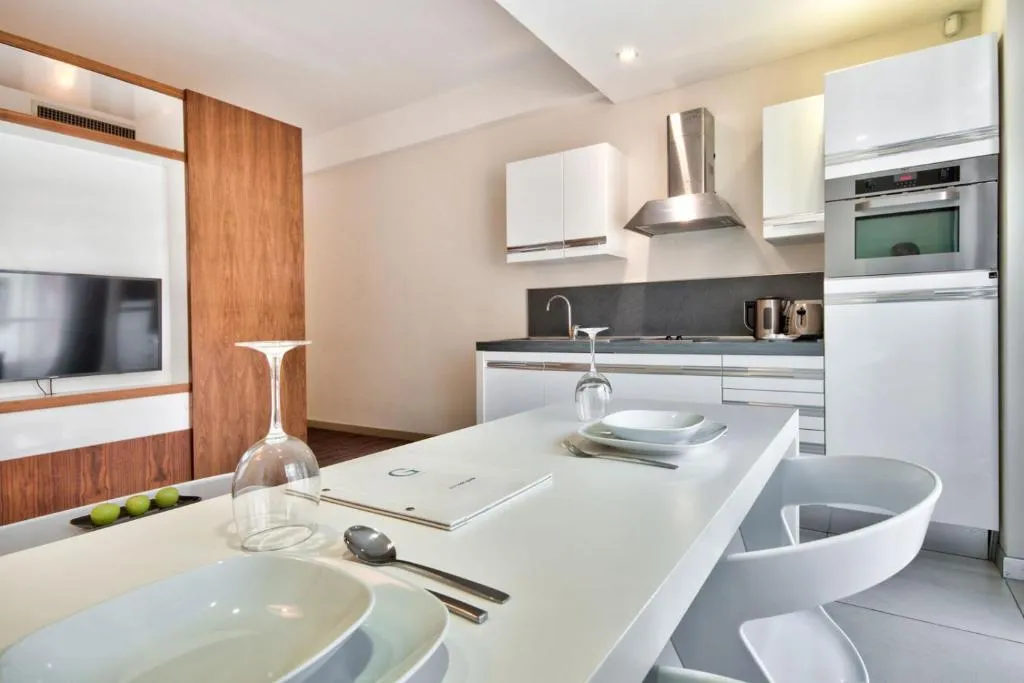 STUDIO STANDARD Room, The George, Urban Boutique Hotel, Malta