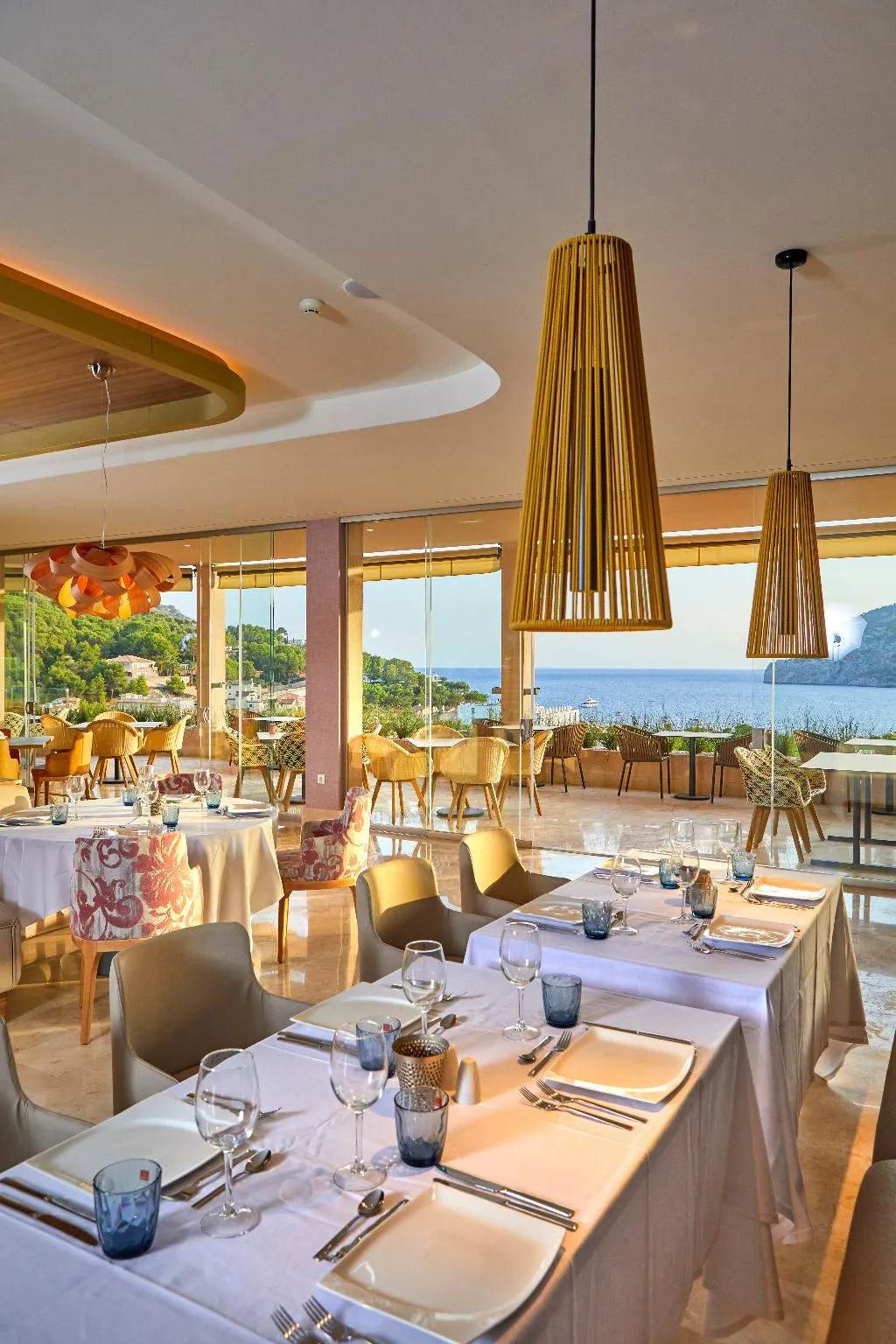 Restaurant, Zafiro Palace Andratx, Majorca