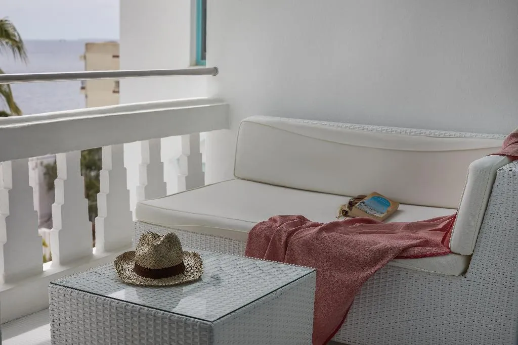 Double or Twin DELUXE WITH TERRACE Room, MiM Ibiza by Melia Collection, Ibiza
