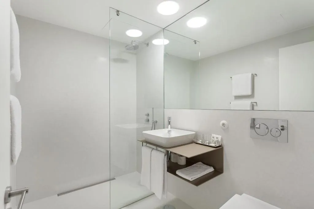 Room, S.Bento Residences, Porto