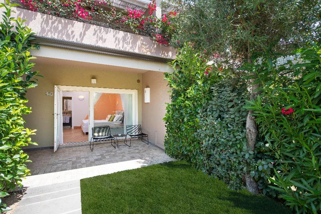TRIPLE SUPERIOR Room, The Village Chia Laguna Sardinia, Cagliari