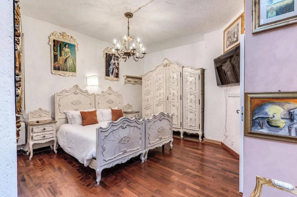 Room, Villa Della Fonte Trastevere, Rome