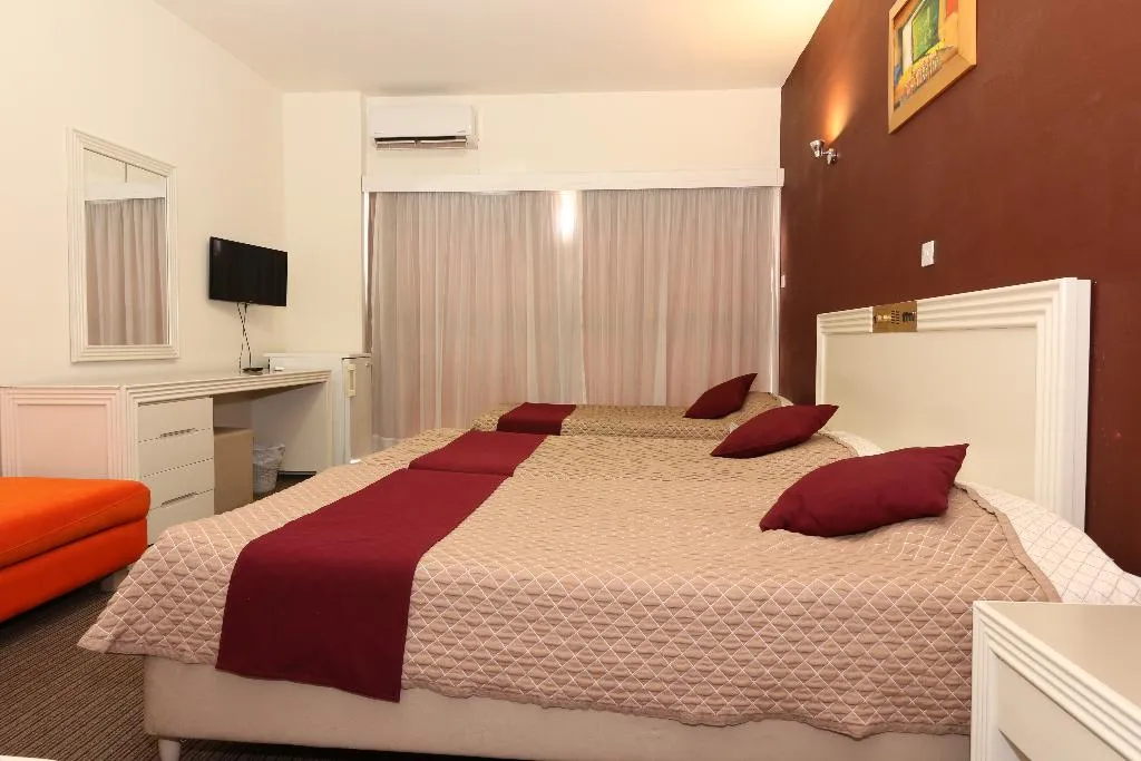 QUADRUPLE STANDARD Room, Kings, Cyprus