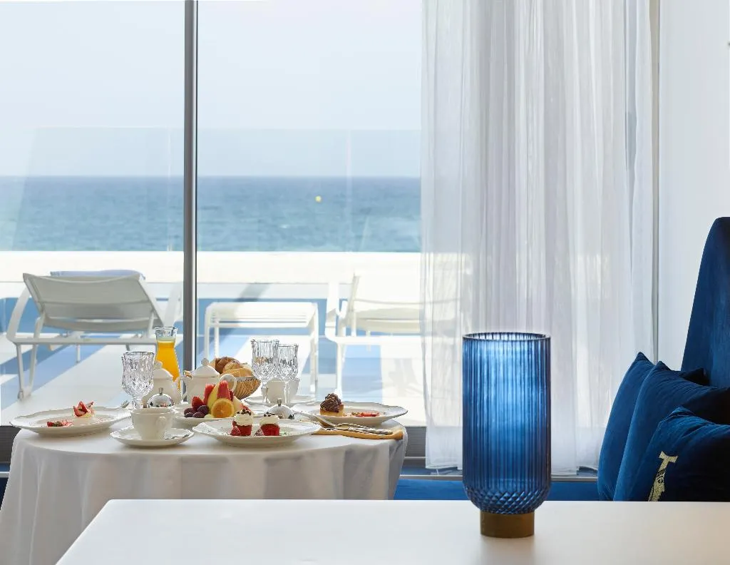 JUNIOR SUITE SEA VIEW Room, I Resort Beach Hotel and Spa, Crete