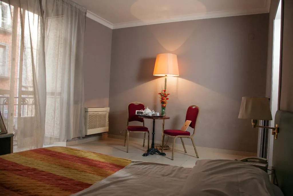 Double or Twin STANDARD Room, La Pace, Naples