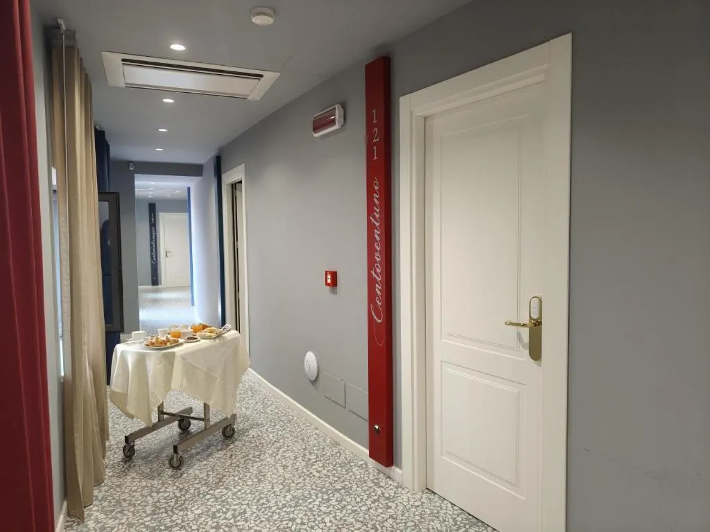 DOUBLE DELUXE Room, Hotel Nuvo, Naples