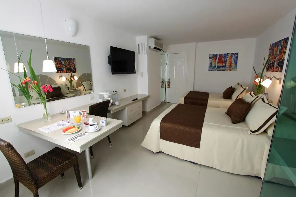 FAMILY ROOM STANDARD Room, Plaza Caribe, Cancun Area