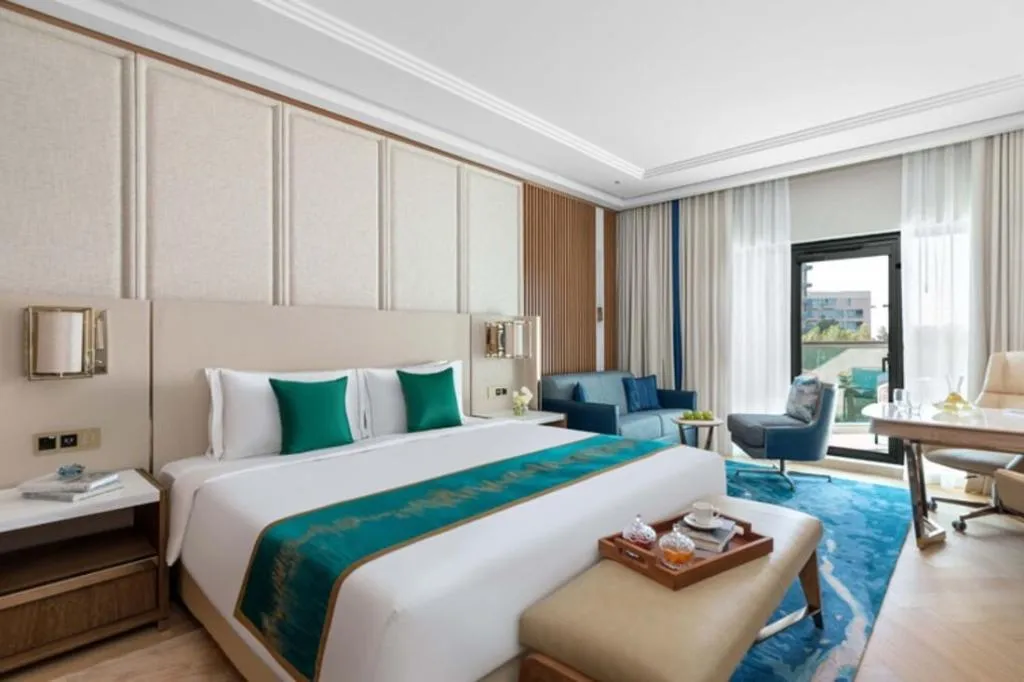 DOUBLE LUXURY Room, Taj Exotica Resort & Spa, The Palm Dubai, Dubai