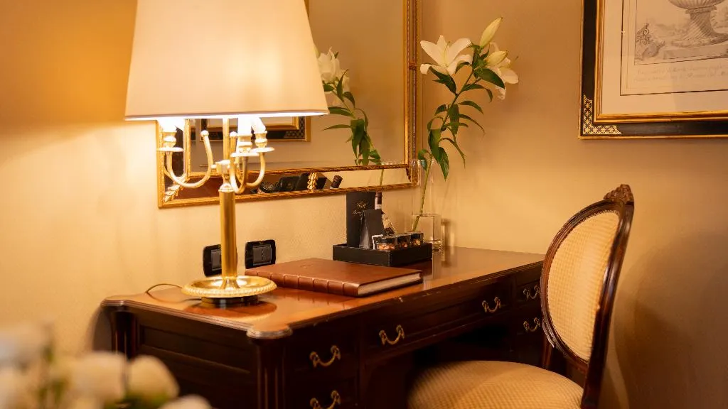 JUNIOR SUITE CAPACITY 2 Room, River Chateau, Rome