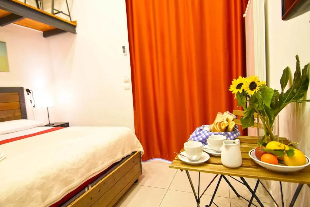 Room, Ninarella Bed&Breakfast, Naples