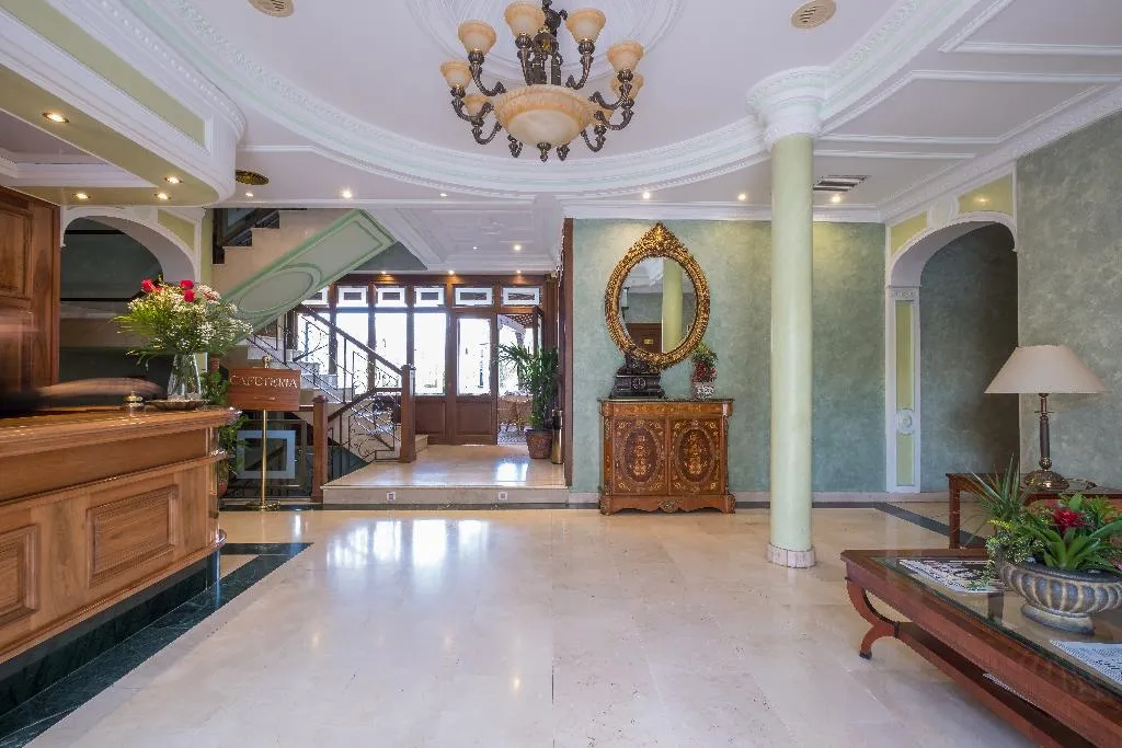 Lobby, Condesa de Chinchon, Madrid