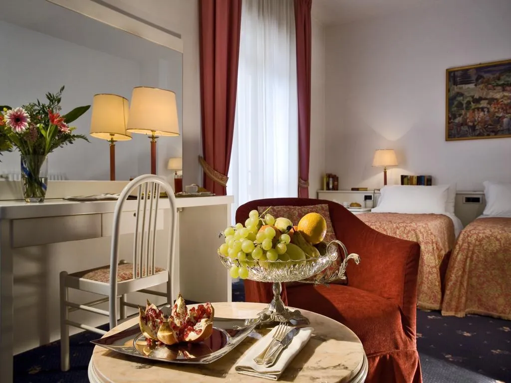 JUNIOR SUITE STANDARD Room, Hotel Ariston Molino, Venice