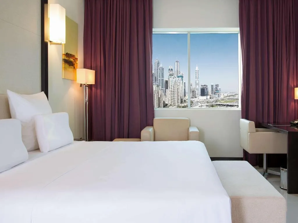 SINGLE SUPERIOR Room, Pullman Dubai JLT, Dubai