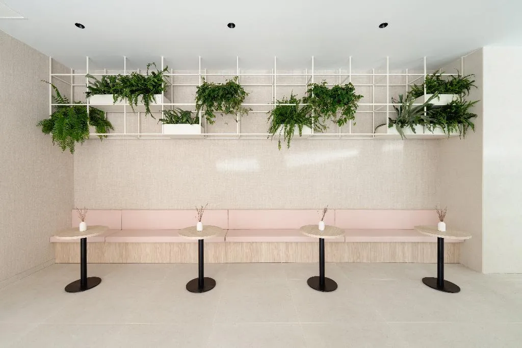 Bar, RH Arena, Valencia