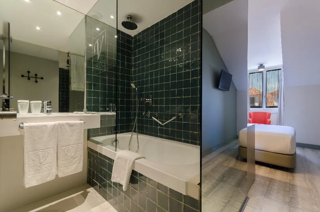 TRIPLE STANDARD Room, Vincci Baixa, Lisbon