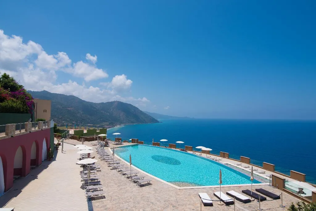 Pool, GH Avalon Sikani Resort, Catania