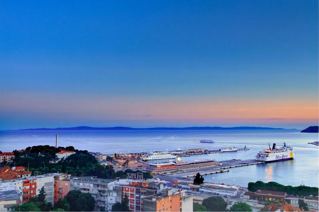 Double or Twin SUPERIOR SEA VIEW Room, The View Luxury Rooms, Split