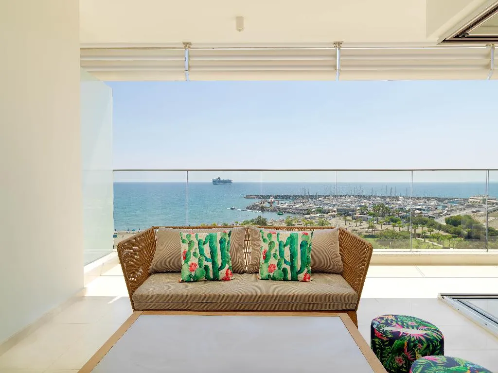 APARTMENT LUXURY Room, The Tower at St Raphael Resort, Cyprus